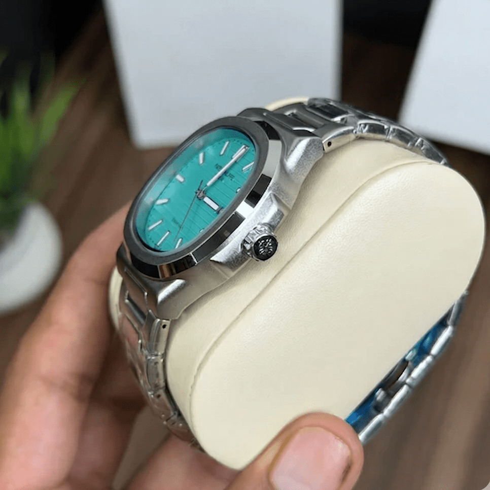 Patek Philippe Genève Classic Men's Luxury Watch - muneebmart.shopPatek Philippe Genève Classic Men's Luxury Watch