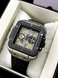 Men's Watch HB – Stylish Master Lock Design | Durable Luxury Wristwatch for Everyday Use